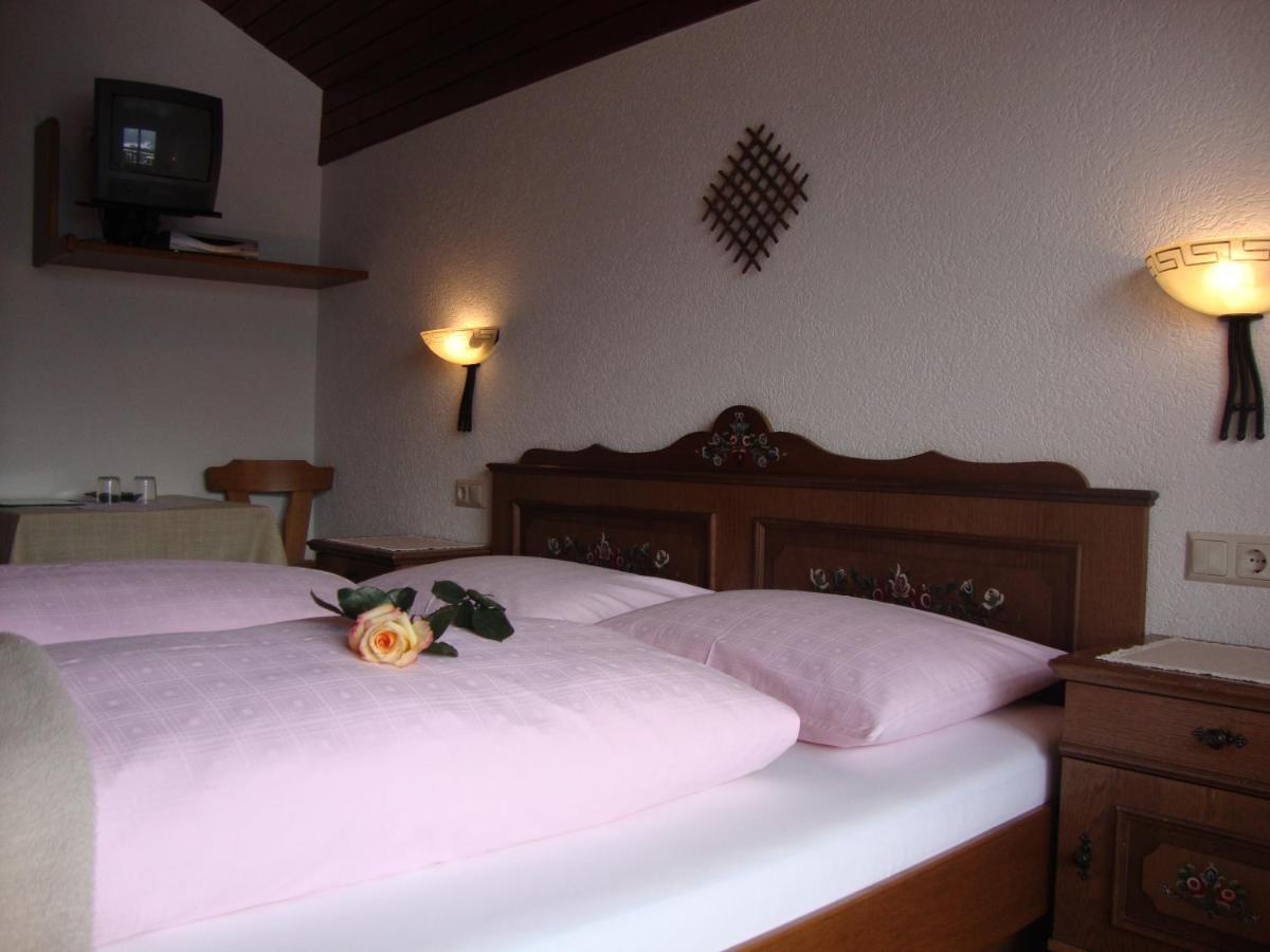 Hotel Krönhof Bad Kleinkirchheim Exterior foto